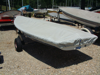 Flat full-deck trailing cover