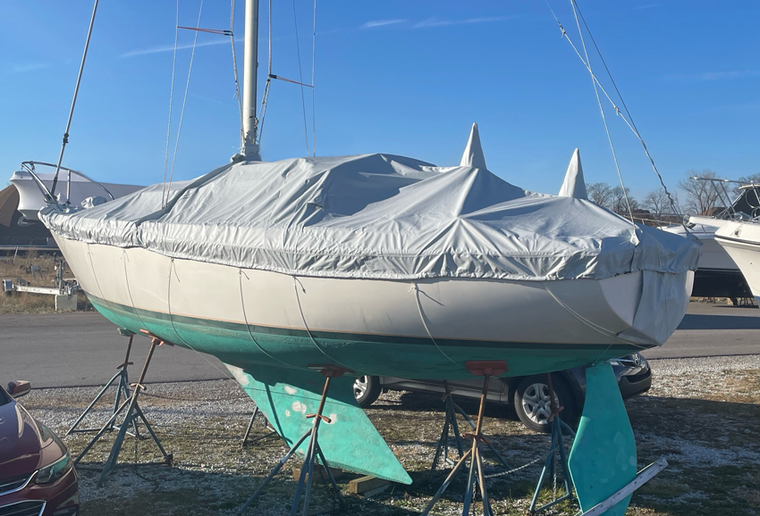 Pearson 26 Trailing Mooring Cover