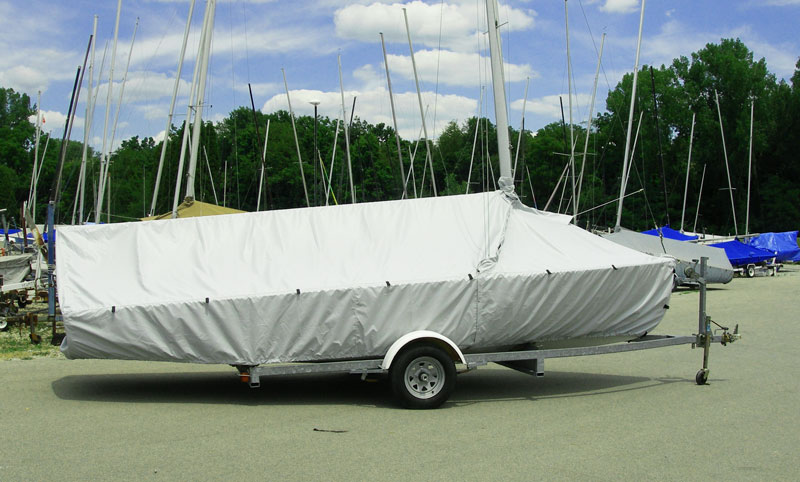 Highlander Skirted Mooring Cover
