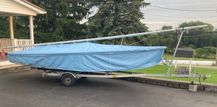 Precision 185 Skirted Trailing/Mooring Cover