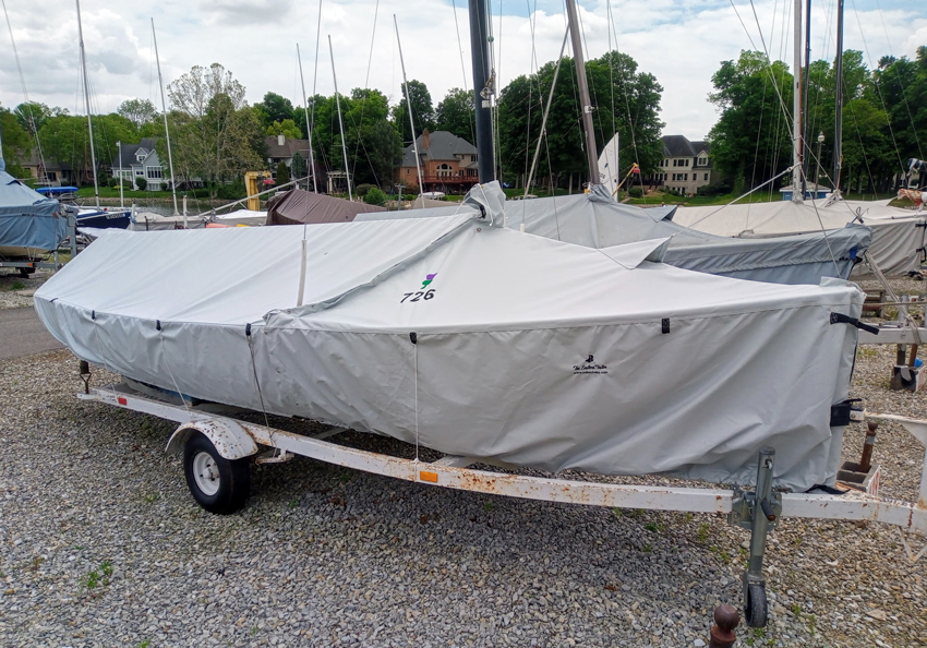 Thistle Skirted Mooring Cover